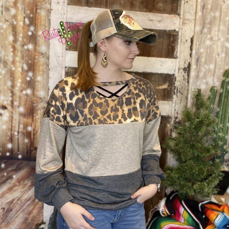 Leopard Contrast Top with keyhole cutout